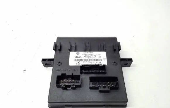 Audi Q7 4L Comfort/convenience module 4F0907279