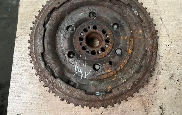 Nissan Primera Dual mass flywheel 