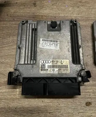Audi A4 S4 B7 8E 8H Engine control unit/module 8E0910115J 0261S02145