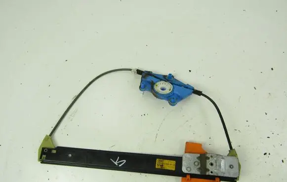 Audi A4 S4 B6 8E 8H Rear door manual window regulator 8E0839461B