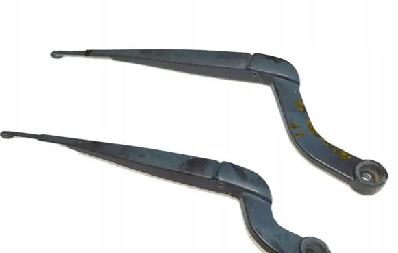 Land Rover Discovery 3 - LR3 Front wiper blade arm