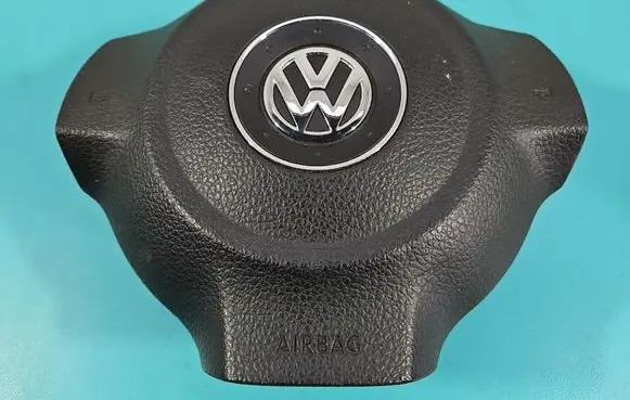 Volkswagen Touran I Steering wheel airbag 5K0880201P IMPRK1578900