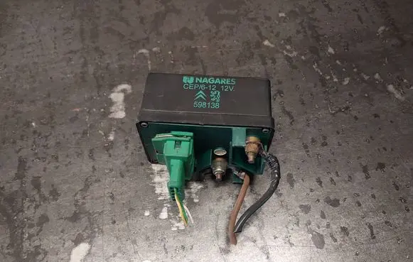 Peugeot Partner Glow plug pre-heat relay 598138