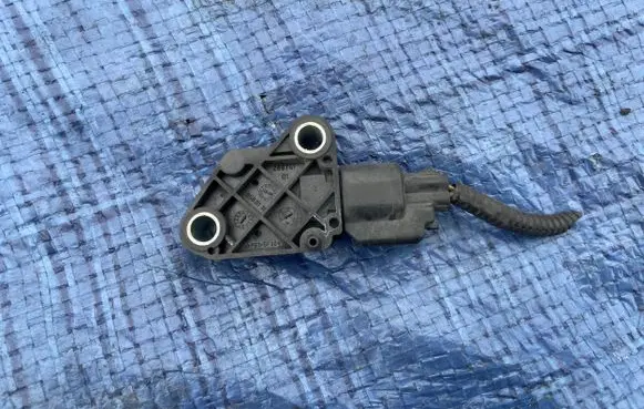 Volvo V50 Airbag deployment crash/impact sensor 8651200