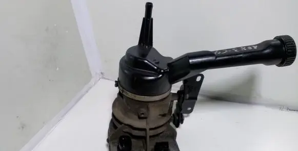 Citroen C4 Grand Picasso Power steering pump 9685051580 A0015331