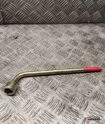 Volvo XC70 Wheel nut wrench 9133668