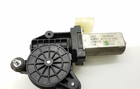 BMW 1 F20 F21 Rear door window regulator motor M13970A00
