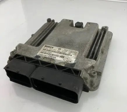 Jeep Patriot Engine control unit/module P05187596AA 1039S20427 0281013845