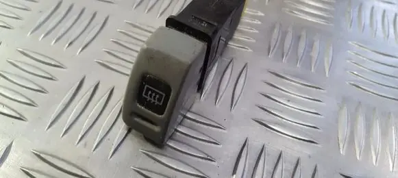 Nissan Micra Windscreen/window heater switch