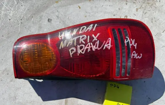 Toyota Matrix (E130) Rear/tail lights 