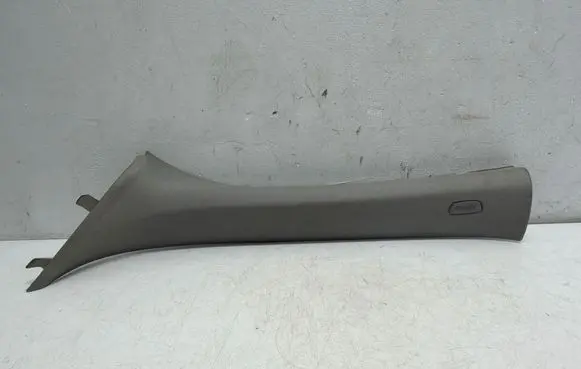 BMW X1 F48 F49 (A) pillar trim 521070