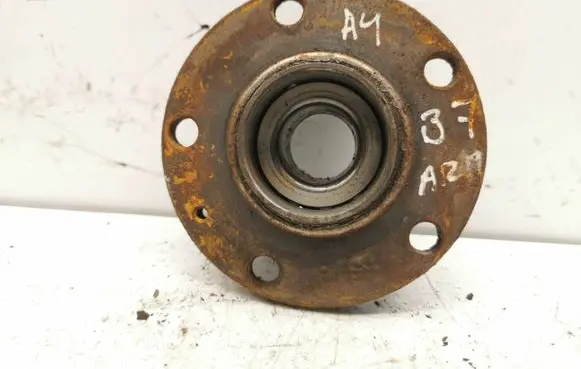 Audi A4 S4 B7 8E 8H Rear wheel bearing hub 