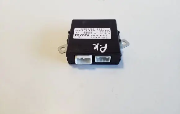 Lexus RX 330 - 350 - 400H Wing mirror control module 8943048040 615138000