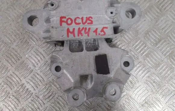 Ford Focus Engine mount bracket JX617M121HD