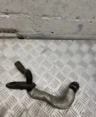 Audi A8 S8 D4 4H Engine coolant pipe/hose 4H0122293F