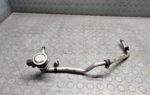 BMW X5 E53 EGR valve 1707619