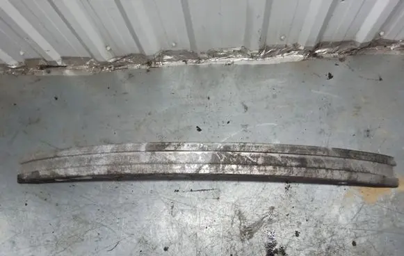 Volkswagen PASSAT B5 Front bumper cross member