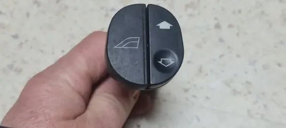 Ford Fiesta Electric window control switch 96FG14529AC 42936