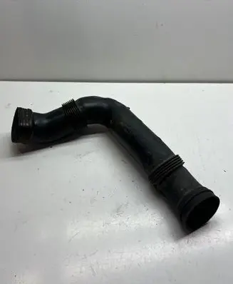 Audi A3 S3 8P Air intake hose/pipe 1K0129618AJ