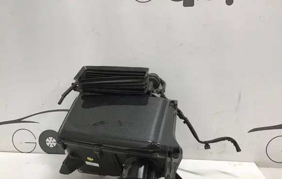 Audi R8 4S Air filter box 4S0133838P