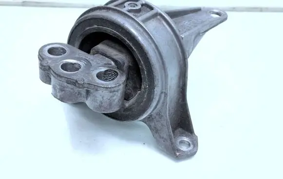 Opel Astra H Engine mount bracket 90539246
