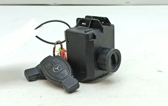 Mercedes-Benz Vito Viano W447 Ignition lock A4479007306