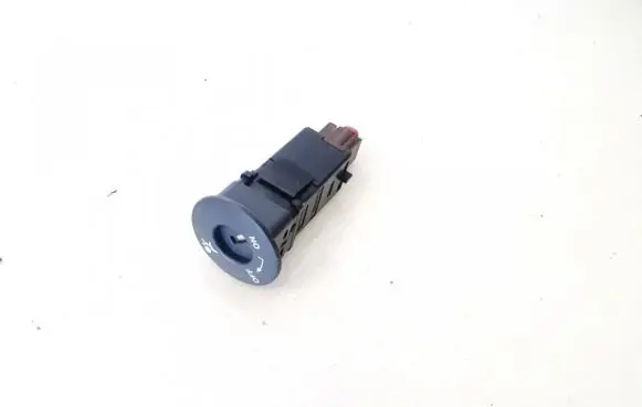 Nissan Qashqai Passenger airbag on/off switch 