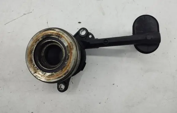 Ford Focus Clutch release bearing slave cylinder 