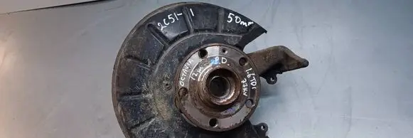 Skoda Octavia Mk2 (1Z) Front wheel hub