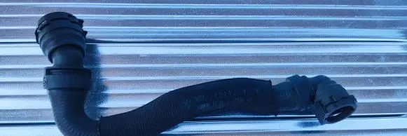 BMW 5 G30 G31 Engine coolant pipe/hose 9299619