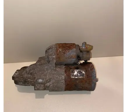 Mazda CX-7 Starter motor M000T37271
