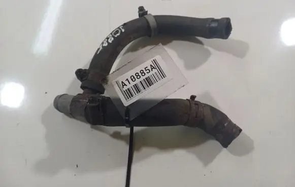 Mercedes-Benz CLS C219 Engine coolant pipe/hose