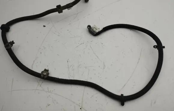 Mercedes-Benz C W204 Wires (starter motor) A2044402513
