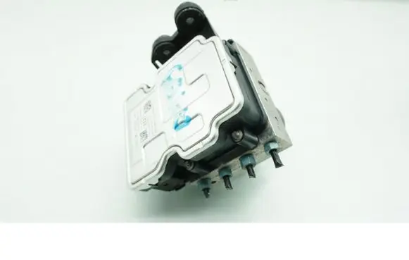 Audi A4 S4 B9 8W ABS Pump 8W0907379BG