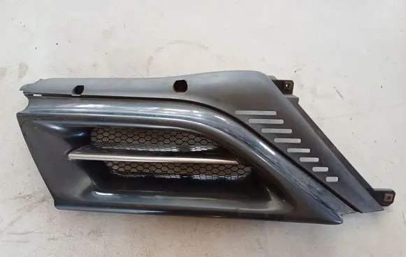 Alfa Romeo 166 Front bumper upper radiator grill 156016559