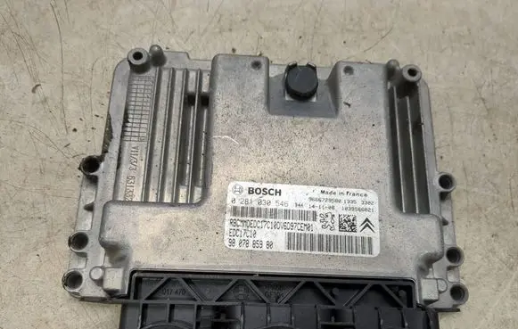 Citroen C4 II Picasso Engine control unit/module 9666729580 9807885980 0281030546