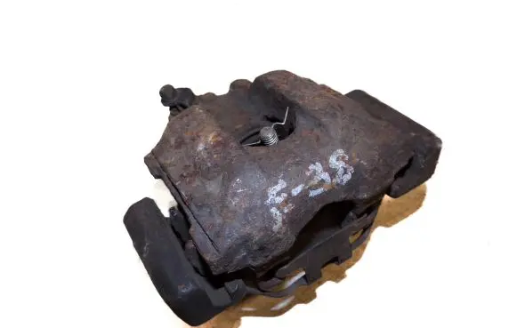 BMW 7 E38 Front brake caliper