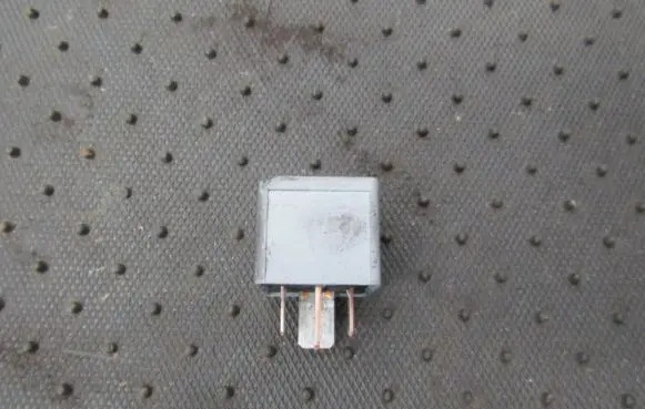 Ford Escape Other relay f80814b192aa f808-14b192-aa