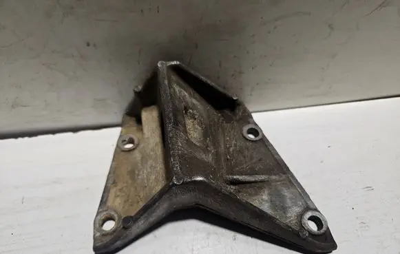 Renault Espace II Engine mounting bracket 602504334