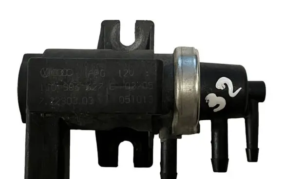 Volkswagen Golf IV Turbo solenoid valve 1J0906627C 05T013 72290303