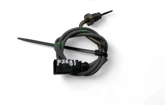 Volkswagen PASSAT B8 Exhaust gas temperature sensor 04L906088BL