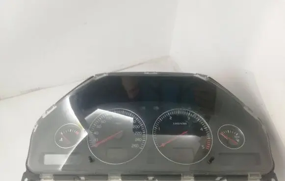 Volvo S80 Speedometer (instrument cluster) 30682277 8602885 2248