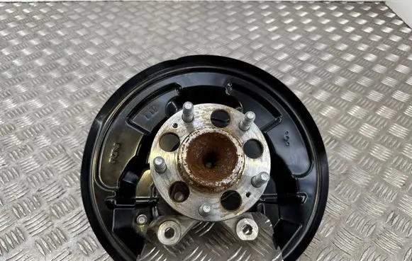 KIA EV3 Rear wheel hub