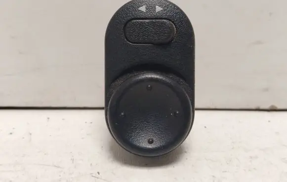 Opel Zafira A Wing mirror switch 09226861 2403T