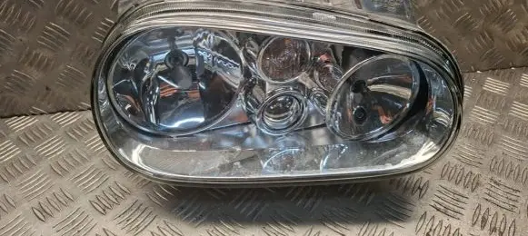Volkswagen Golf IV Headlight/headlamp