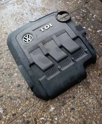 Volkswagen Polo V 6R Engine cover (trim) 03P103925 03P103925B 03P103925A