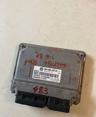 Volkswagen Golf V Engine control unit/module 06A906033DC 5WP403288