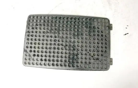 Side speaker trim/cover