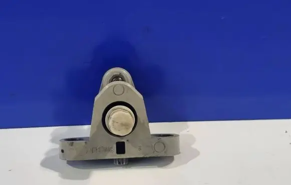 Volvo XC90 Crankshaft position sensor 31441271 31342468
