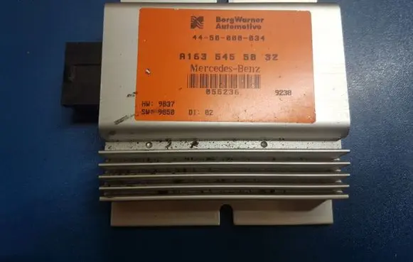 Mercedes-Benz ML W163 Transfer box differential control unit A1635455032